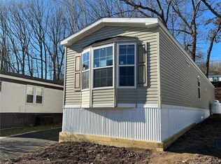 325 Kelly Rd TRAILER M56, Vernon, CT 06066