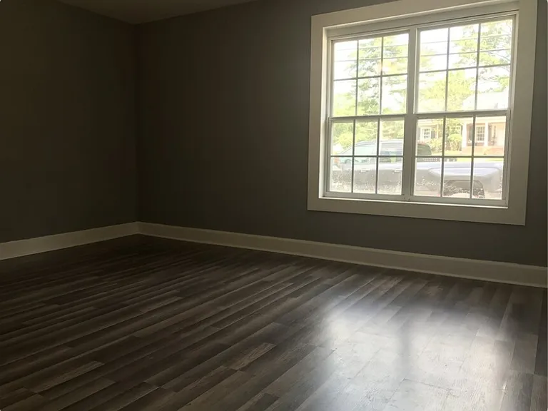 304 Stewart St #A — Photo 8