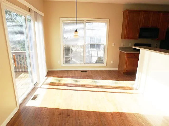 2713 Gross Ave — Photo 5
