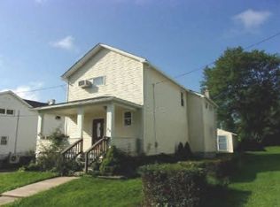 25 Spring St, Jenkins Township, PA 18640