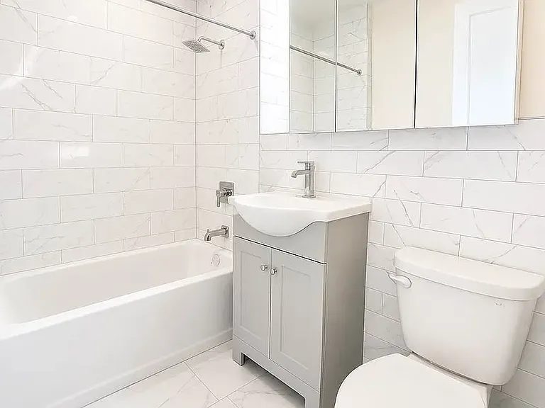 294 W 92nd St #5E — Photo 8
