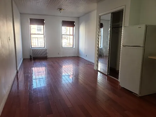 Rented by Metropolitan Property Group | media 1