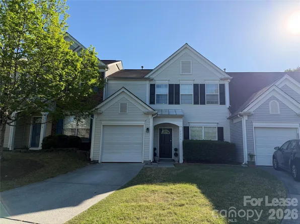 6954 Beverly Springs Dr, Charlotte, NC 28270
