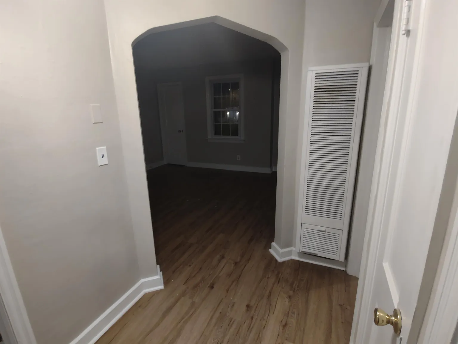 1287 West Ocean View Avenue - 3 — Photo 2