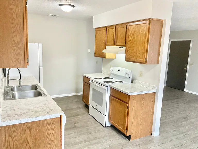 1815 Woodvine St #4 — Photo 4