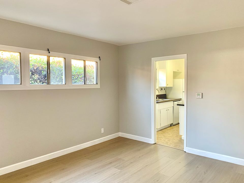 1st image of 3317 W Alameda Ave #B