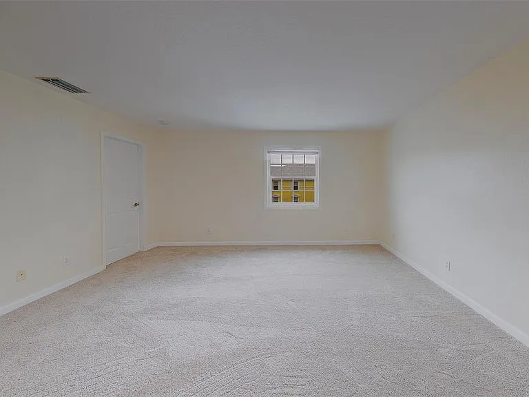 222 Pompano Dr SE #H — Photo 17