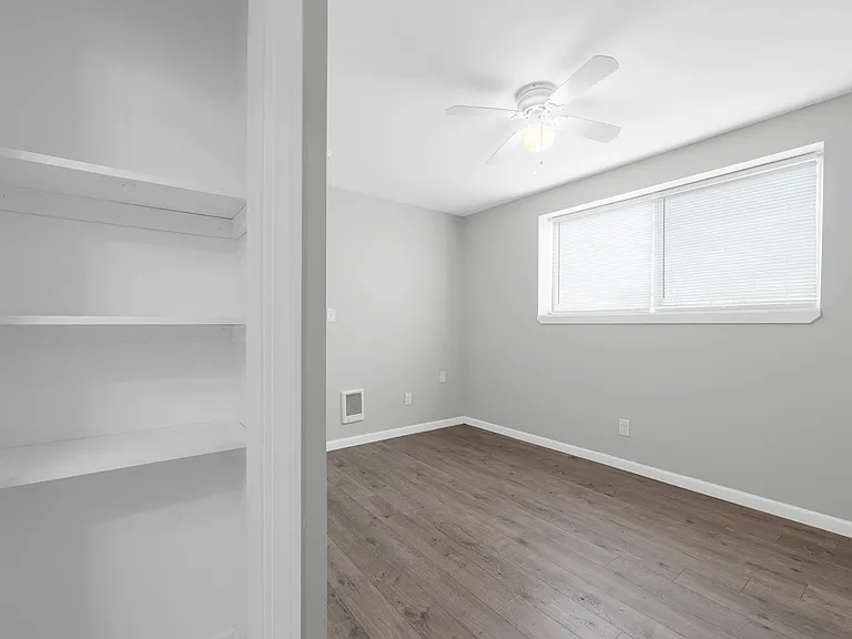 Garden Heights Apartments — Photo 22
