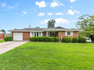 2437 Albert Rasche Dr, Cape Girardeau, MO 63701