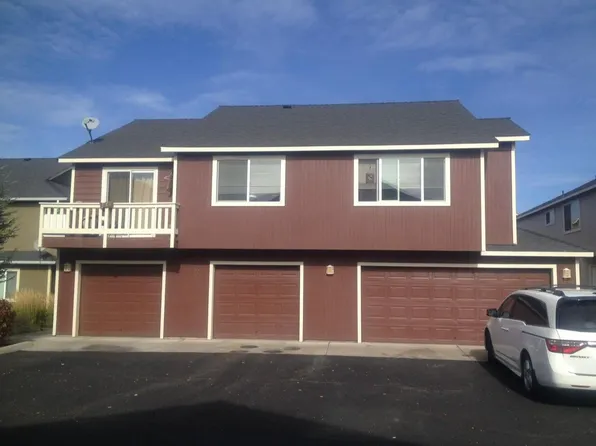 2011 SW Canyon Dr #2011, Redmond, OR 97756