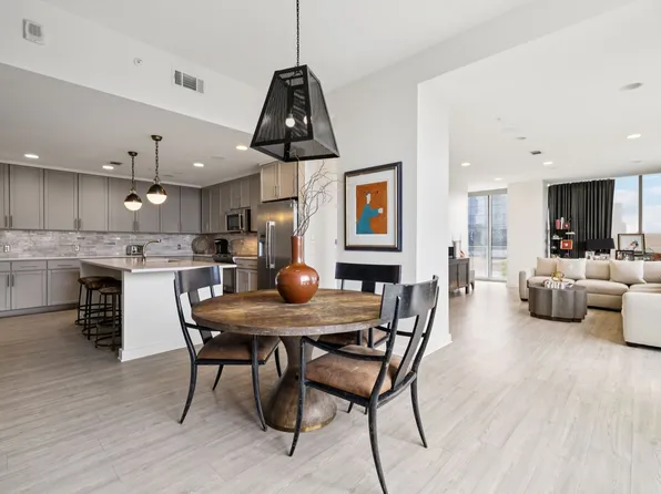 1212 Laurel St APT 302, Nashville, TN 37203