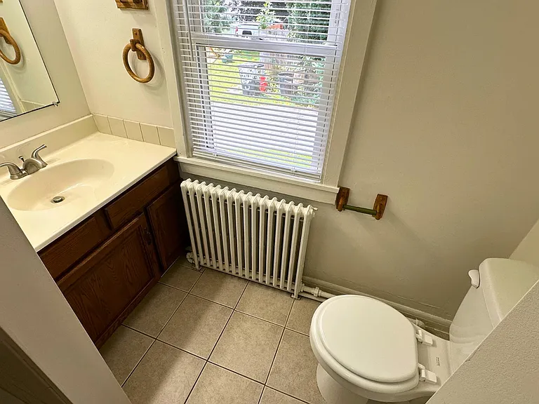 288 W Main St — Photo 20