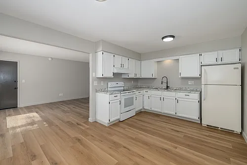 Floor plan 832D