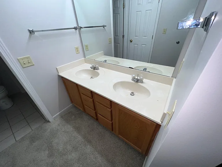 100 Northridge Dr #2 — Photo 10