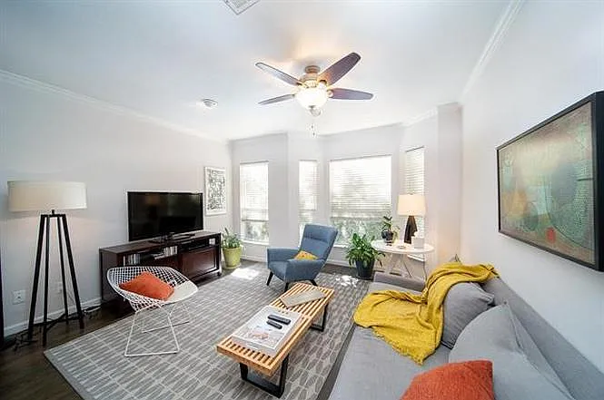 2902 State St #ID60002 — Photo 10