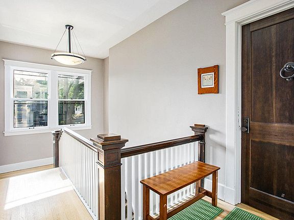 5th image of 17 Union Ave SE #2S