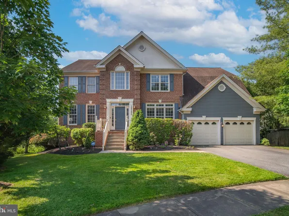 12104 Damson Dr, Gaithersburg, MD 20878