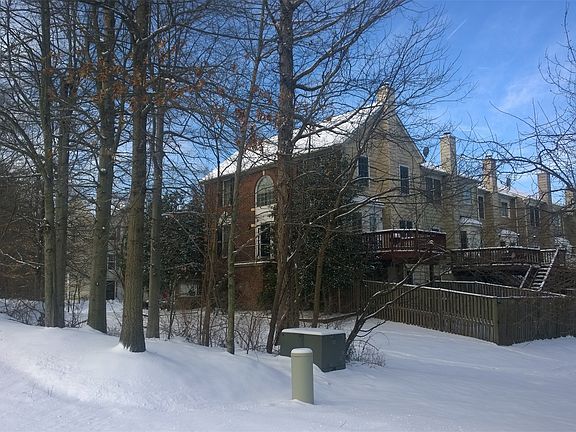 2 sided brick with deck