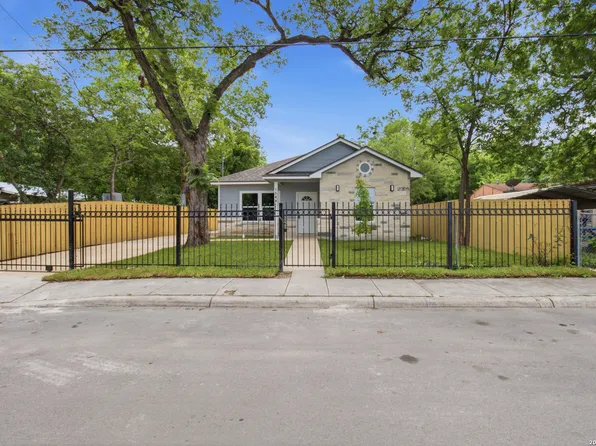 1544 Brighton, San Antonio, TX 78211