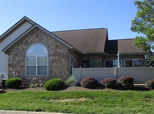 600 Crossings Cir, Tallmadge, OH 44278