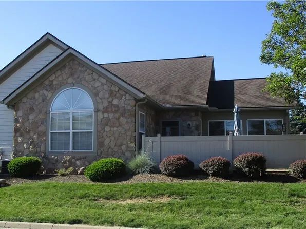 600 Crossings Cir, Tallmadge, OH 44278