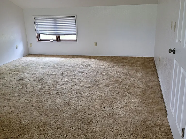 47275 Denali St #A — Photo 12