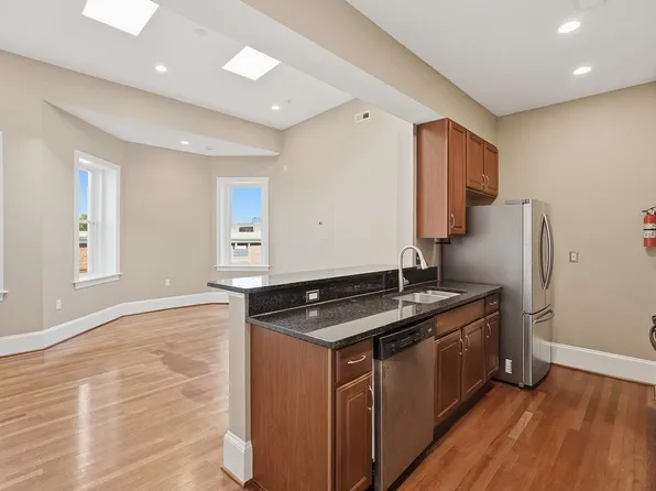 1324 Euclid St NW APT 407, Washington, DC 20009