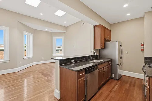 1324 Euclid St NW #407 Photo 1