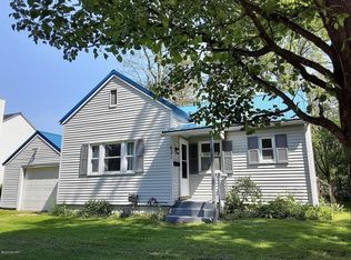 621 E Walnut St, Hastings, MI 49058