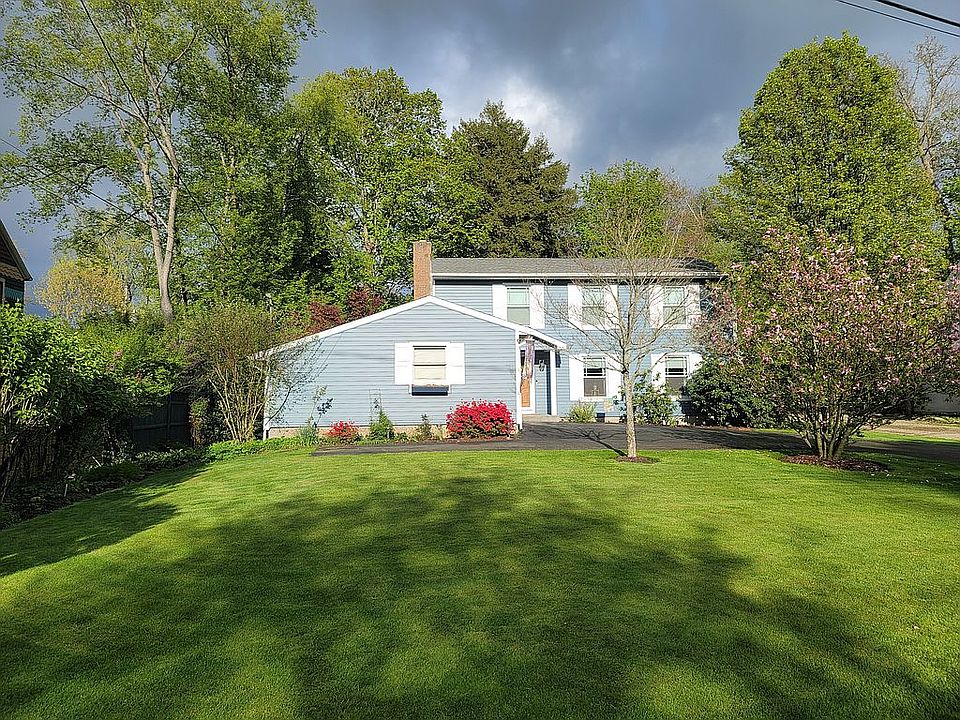 1st image of 11 Waldemere Way
