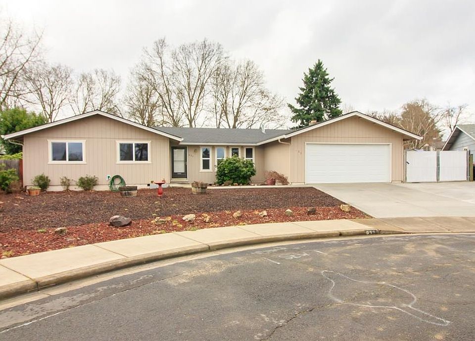 1st image of 633 Driftwood Pl