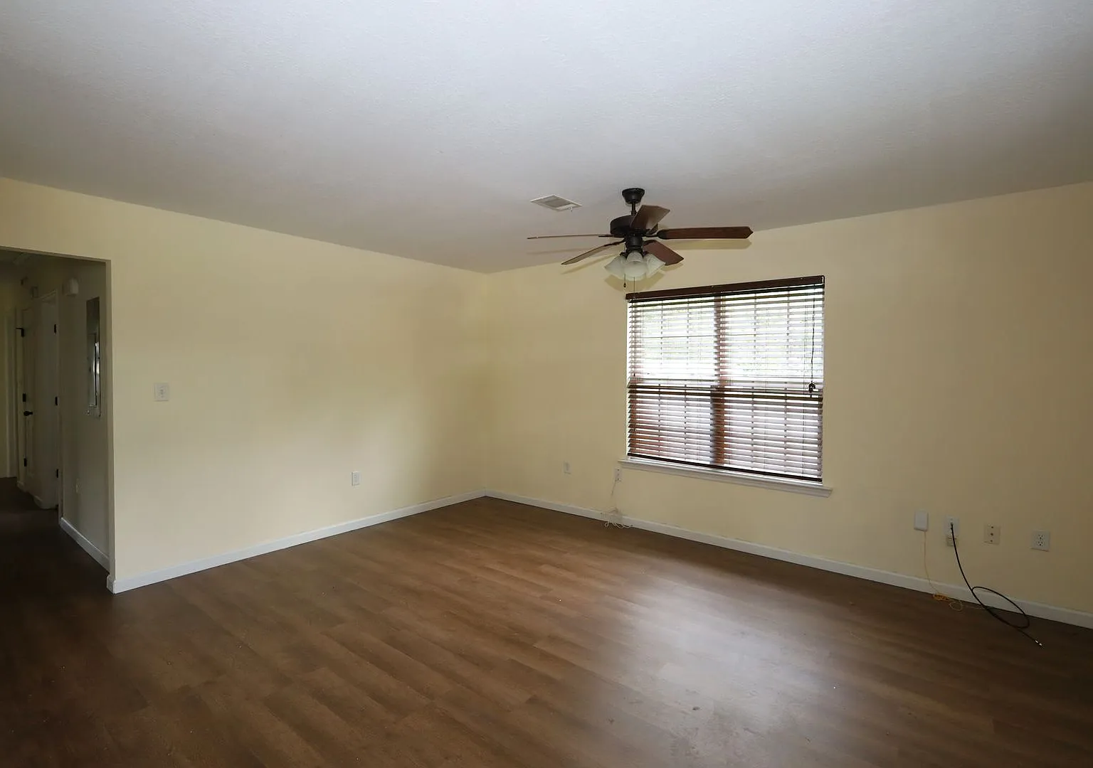 717 E Force Street (HVP) — Photo 2