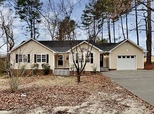 1206 Saura Ct, Fuquay Varina, NC 27526