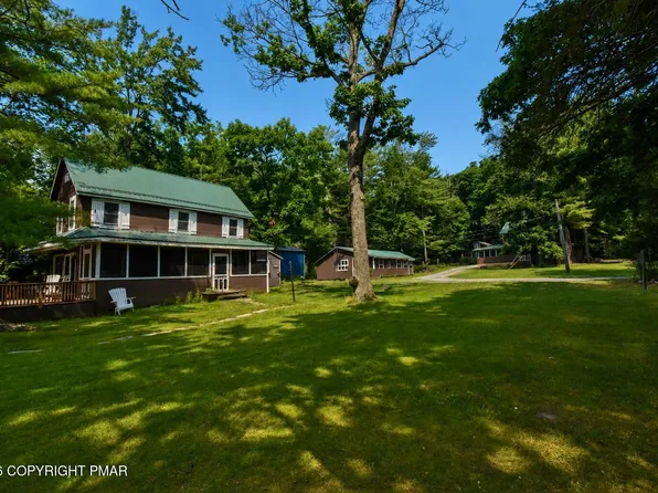 107 Martin Ln, Tafton, PA 18464