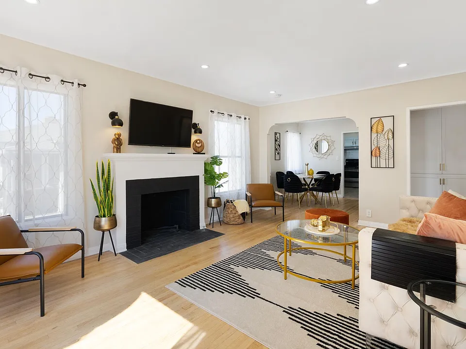 2021 Vineburn Ave