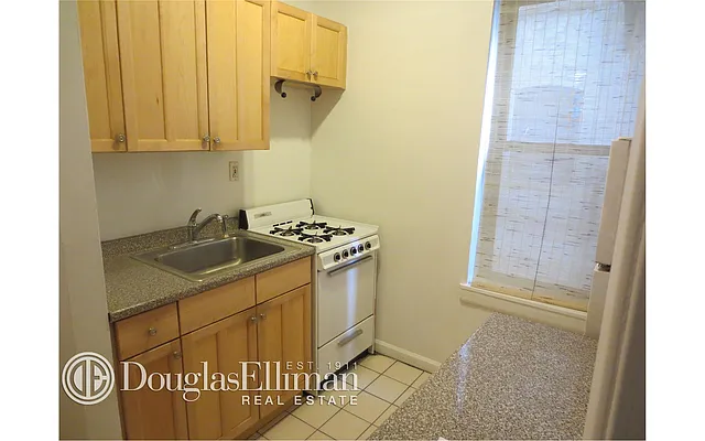 Rented by Douglas Elliman | media 11