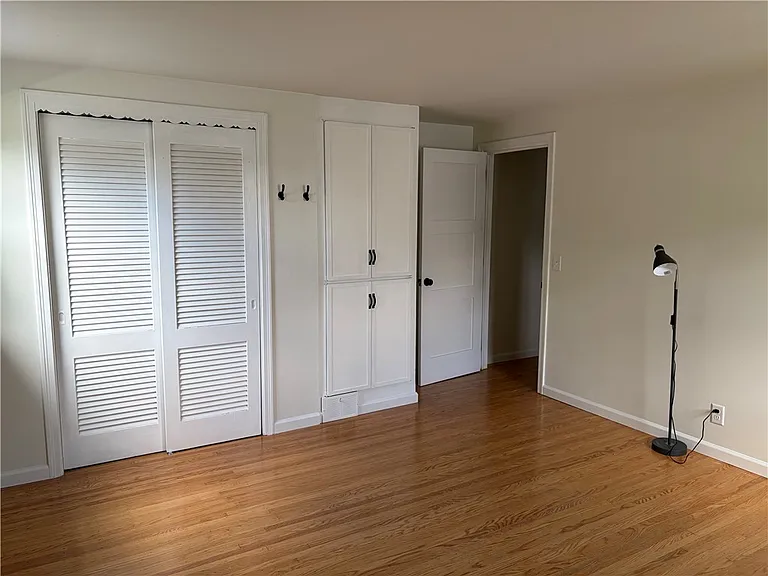 18 Briggs Ave #18 — Photo 11