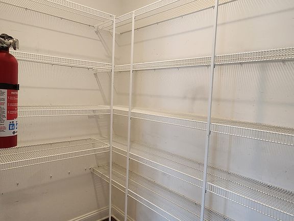 Kitchen Walk-in Pantry