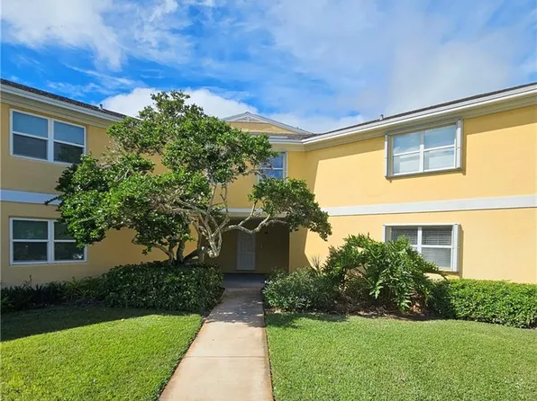 19 SE Beech Tree Ln, Stuart, FL 34994