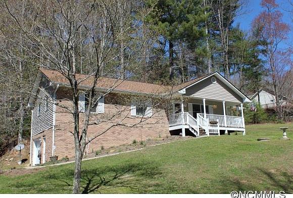 1st image of 409 Grouse Ln