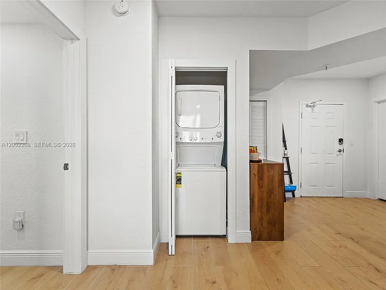 2301 SW 27th Ave #1501 — Photo 14