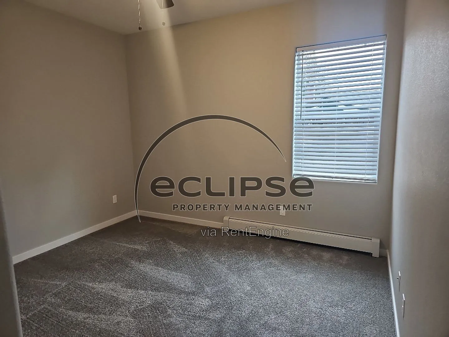3 bed, 2.0 bath, 1275 sqft, $1,950 — Photo 3