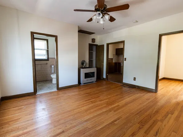 1129 Bedford St #2E, Fall River, MA 02723
