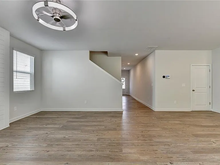5165 Union Heights Way — Photo 7