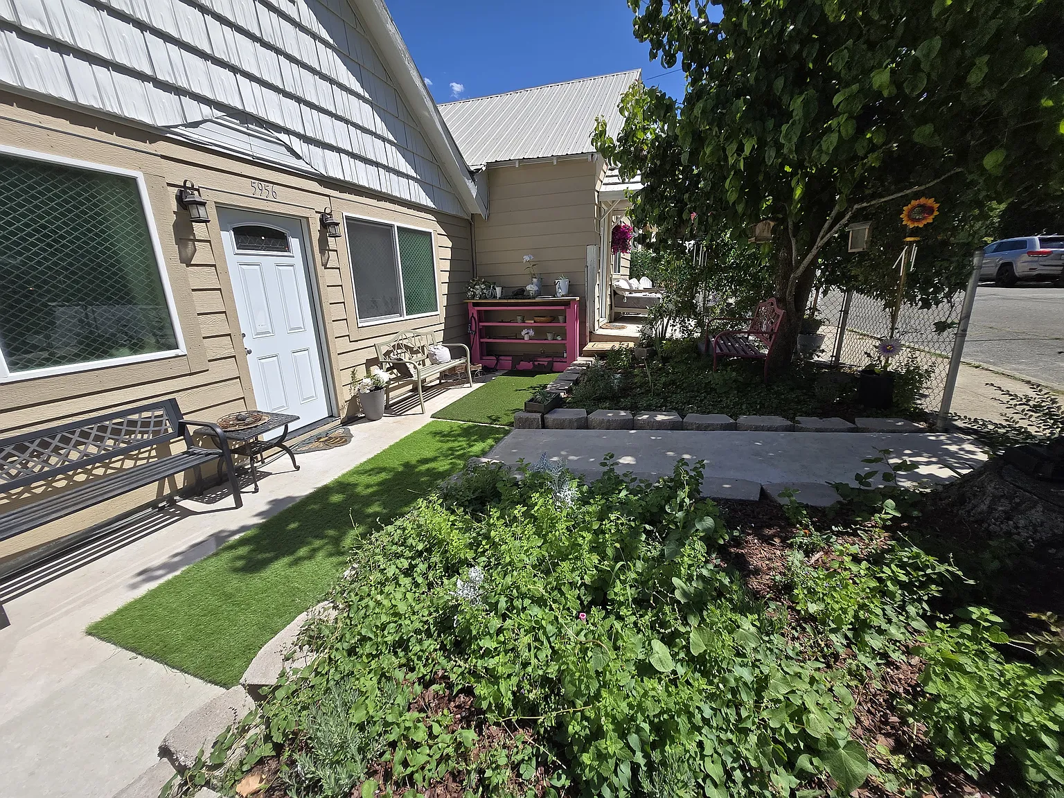 3 bed, 1500 sqft, $2,800 — Photo 2