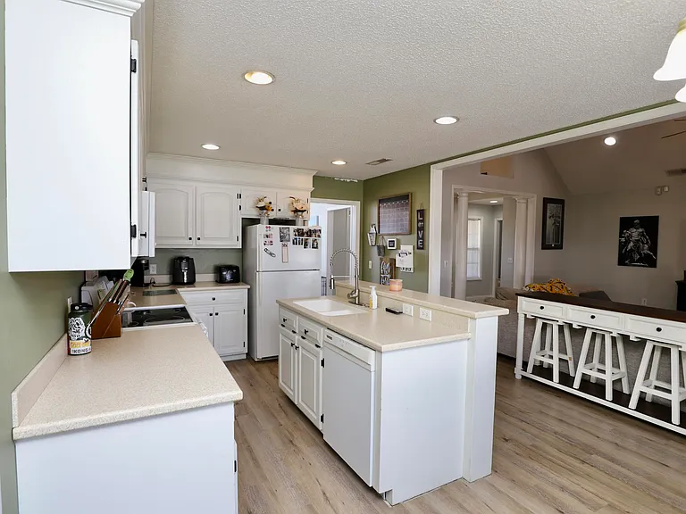 3245 Arborwood Dr — Photo 17