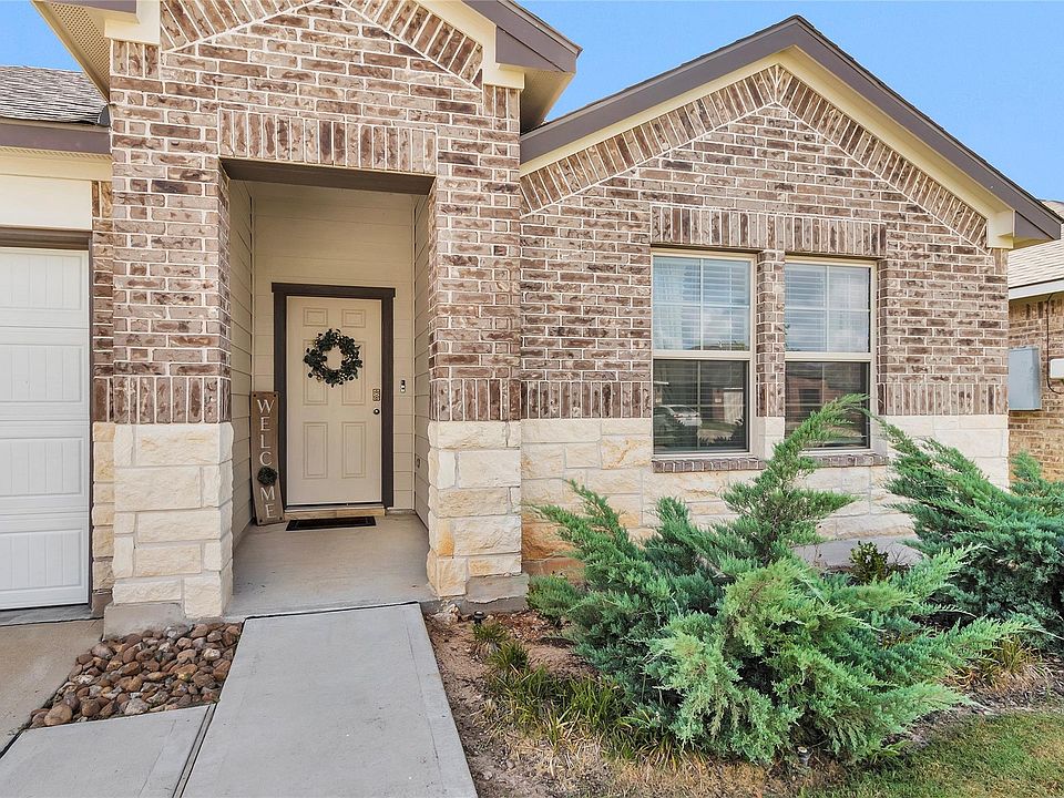 1st image of 2409 Mulligan Ln