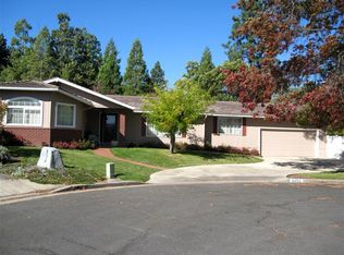 2250 Ranch Rd, Ashland, OR 97520