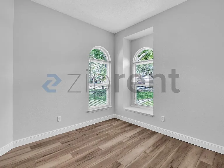 10636 Satinwood Cir — Photo 15