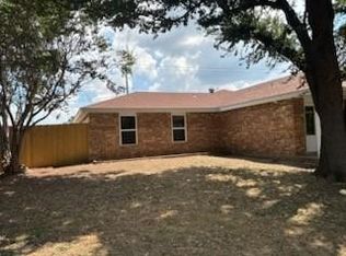 8455 Sugarberry Rd, Dallas, TX 75249